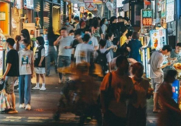 �ڵ��������Ʒ�г������У�Ϊʲô�������ܹ���ӱ������