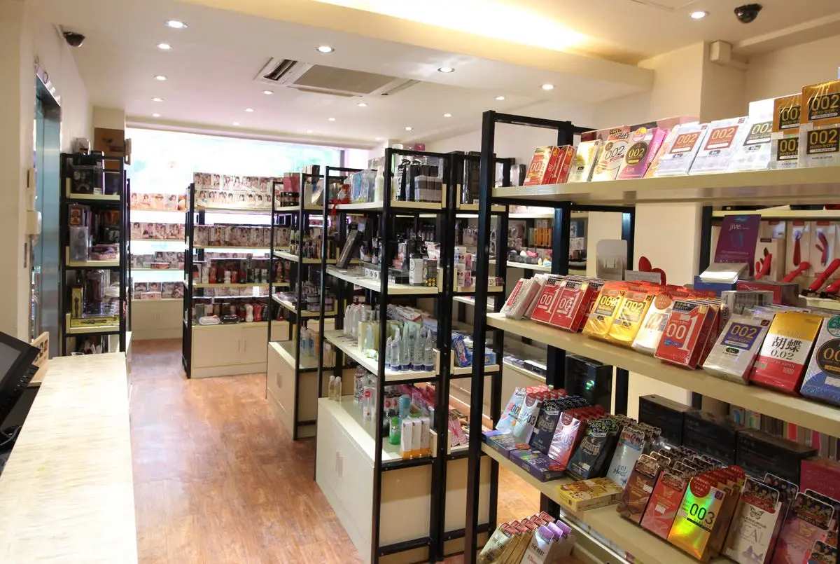 合规经营指南:成人外卖店必须掌握的 3 张 “安全牌” 合规经营指南:成人外卖店必须掌握的 3 张 “安全牌”