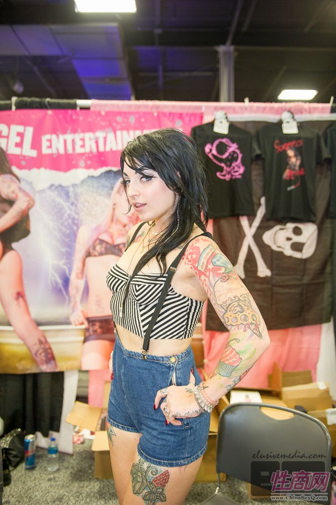 2013美国eXXXotica新泽西成人展精彩集锦图片24