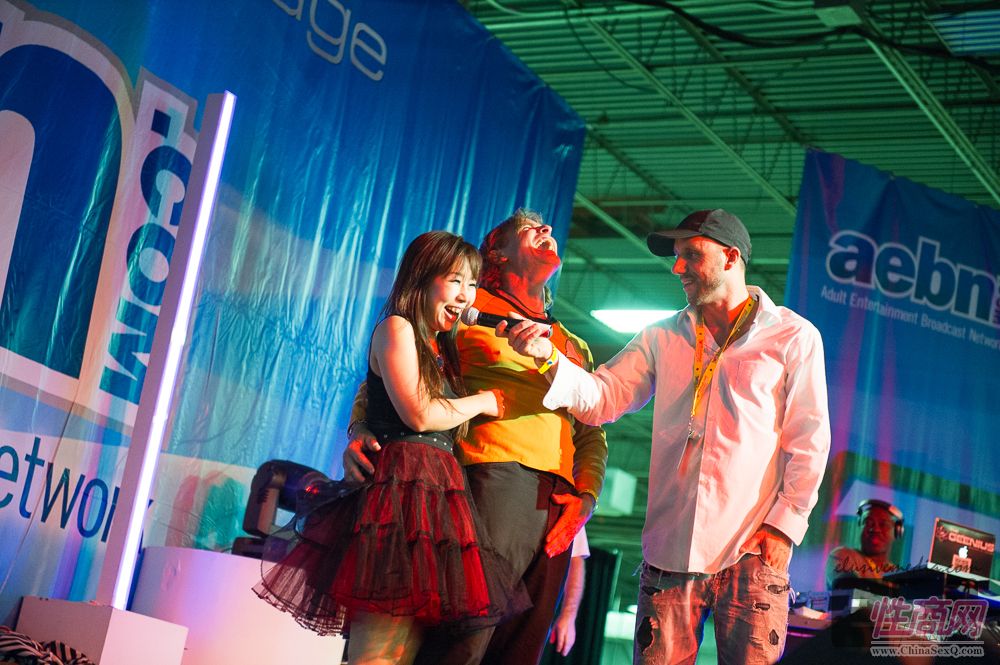 2013美国eXXXotica新泽西成人展精彩集锦图片45