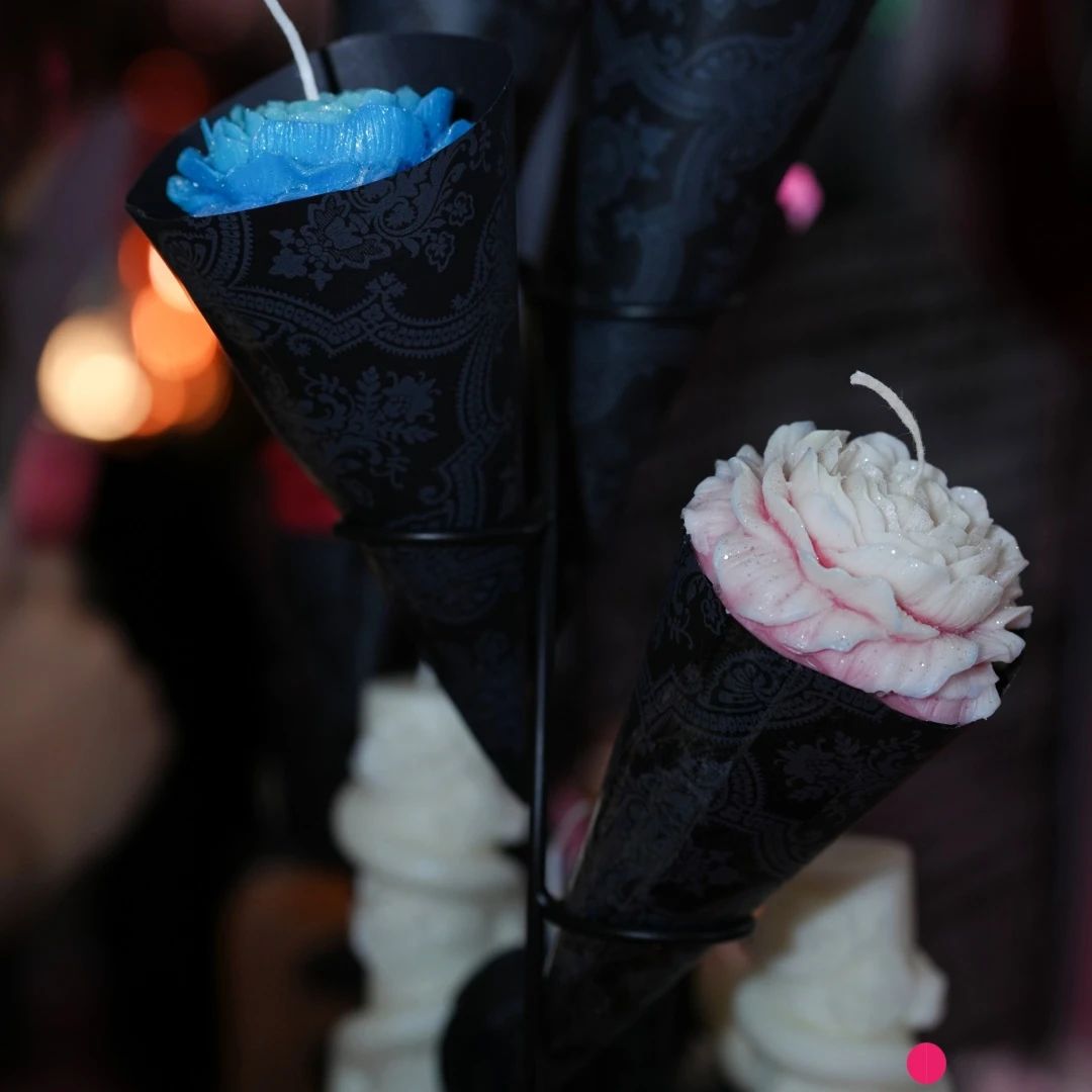 制作精美的低温蜡烛