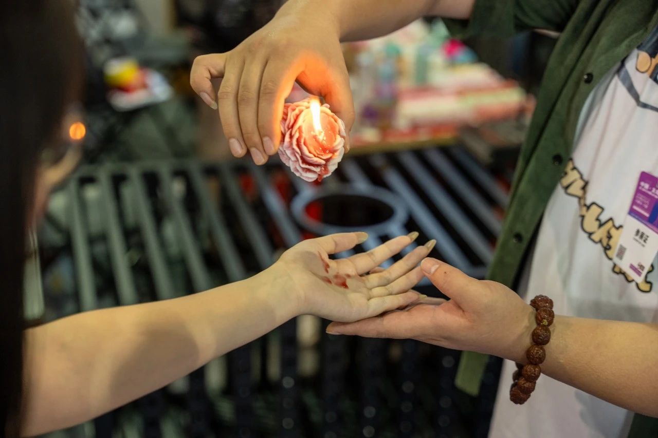 2025ȤҵչԲĻͼƬ11