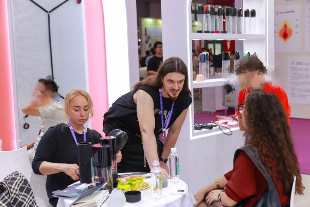 热烈庆祝深圳国际成人健康保健用品展览会圆满成功图片13